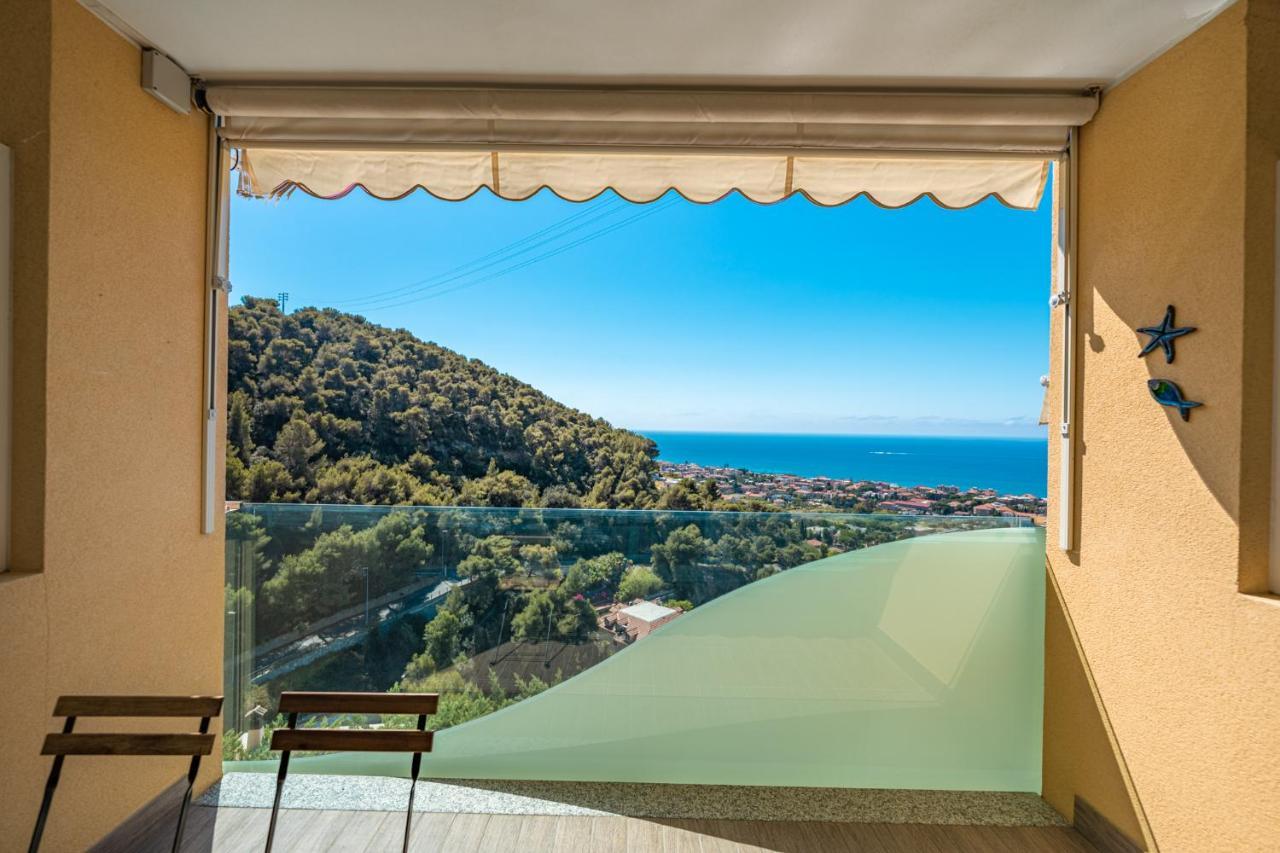 Appartamento Incantevole Con Piscina Vallecrosia Exteriör bild